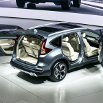 which honda cr v has third row seating